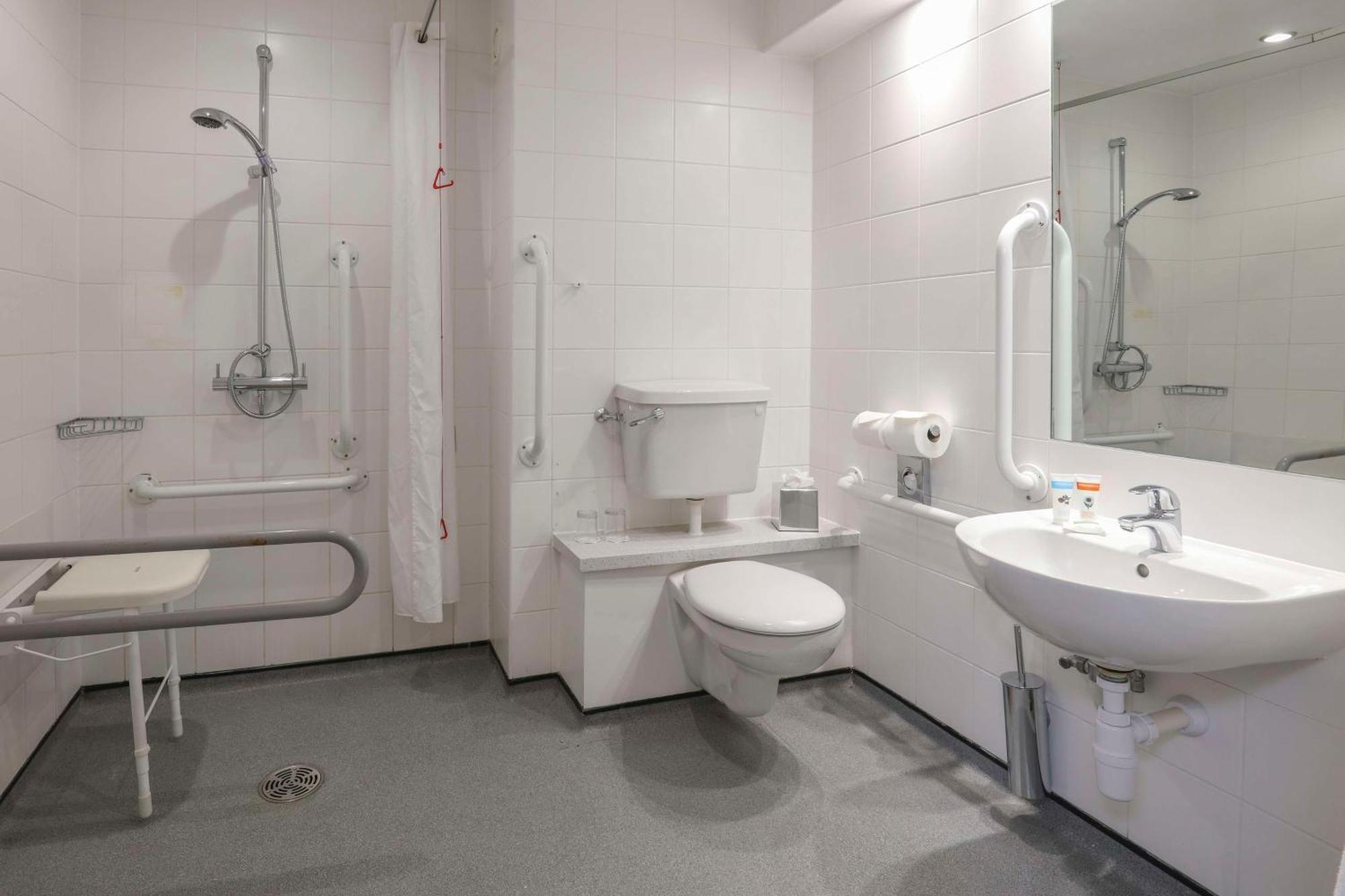 Best Western Pontypool Metro Hotel Zewnętrze zdjęcie