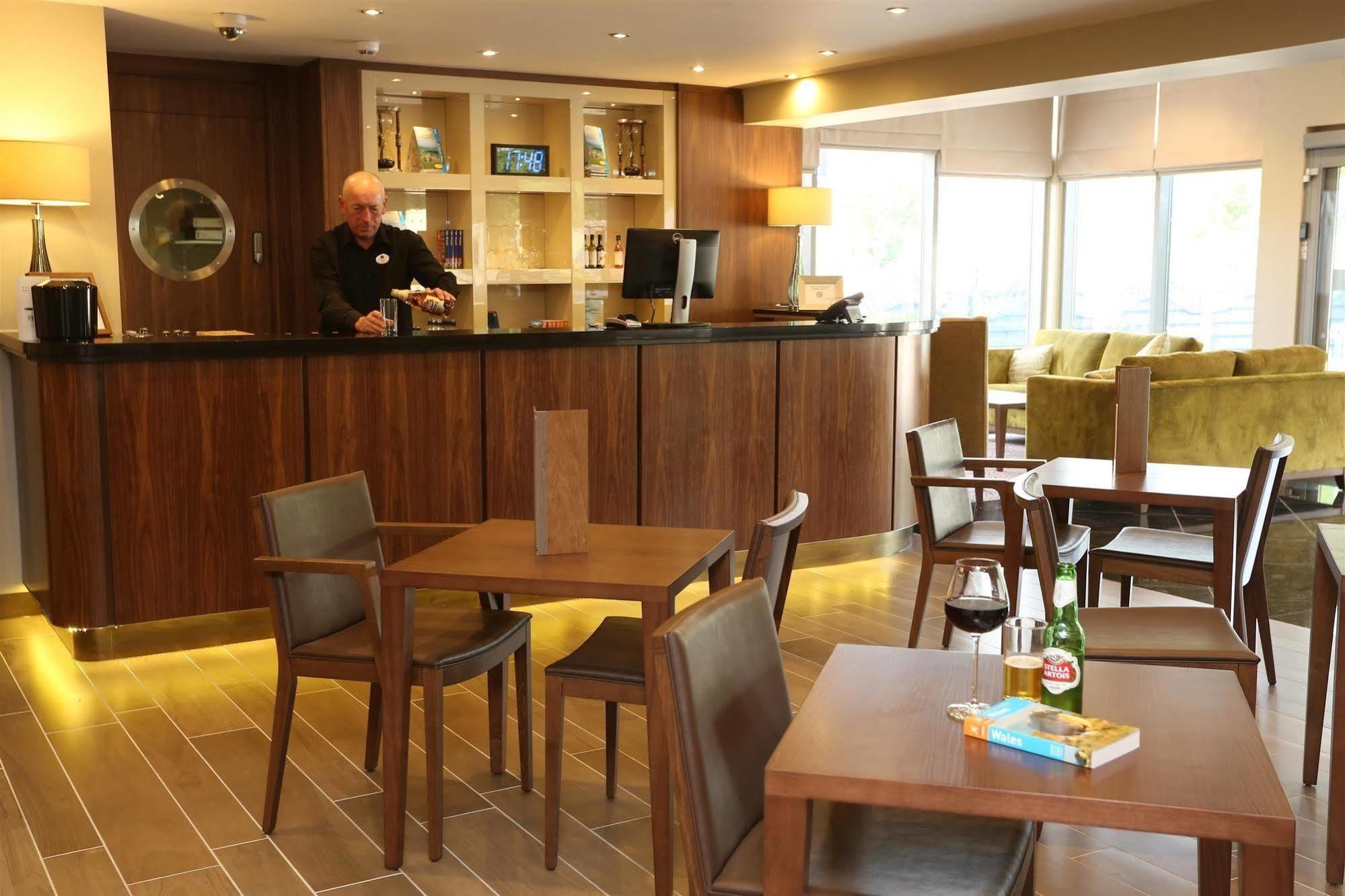 Best Western Pontypool Metro Hotel Zewnętrze zdjęcie