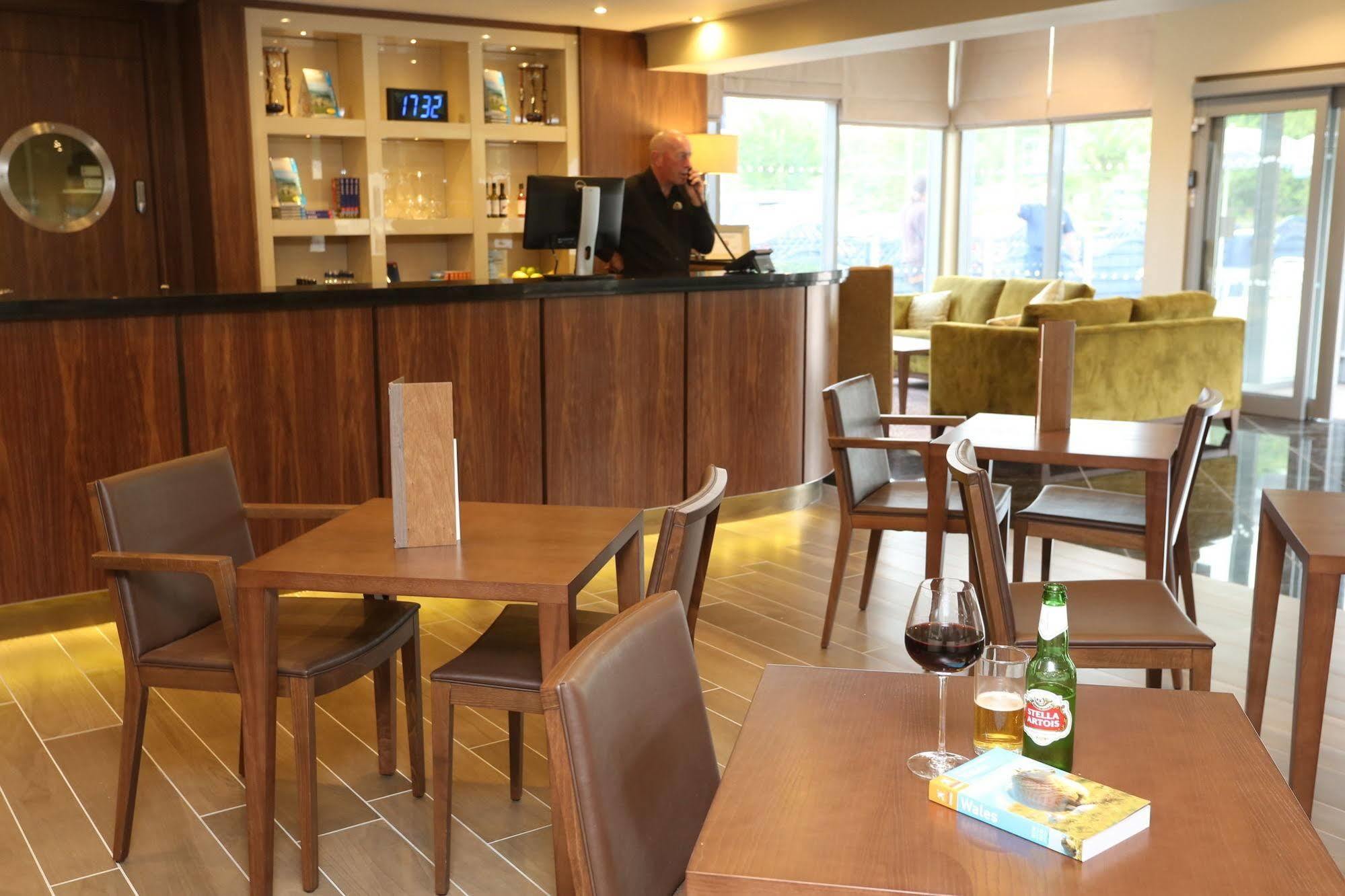 Best Western Pontypool Metro Hotel Zewnętrze zdjęcie